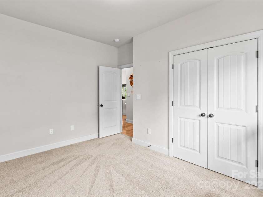 155 Greythorn Drive, Statesville, NC 28625.  MLS# CAR4282537, YatesRealty ID 31225. 