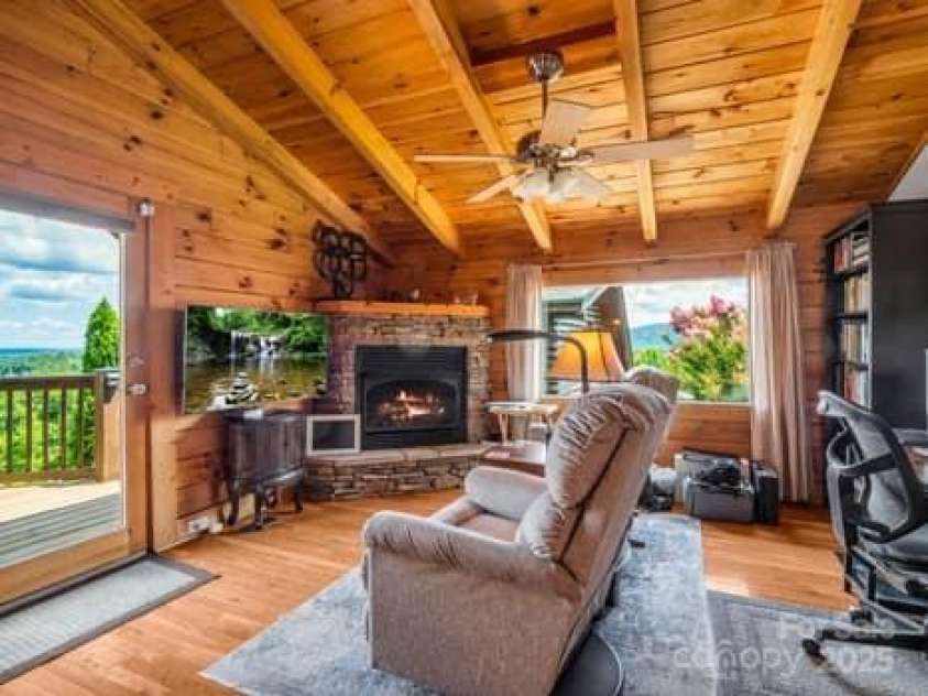 202 Panorama Drive, Nebo, NC 28761.  MLS# CAR4287111, YatesRealty ID 31226. 