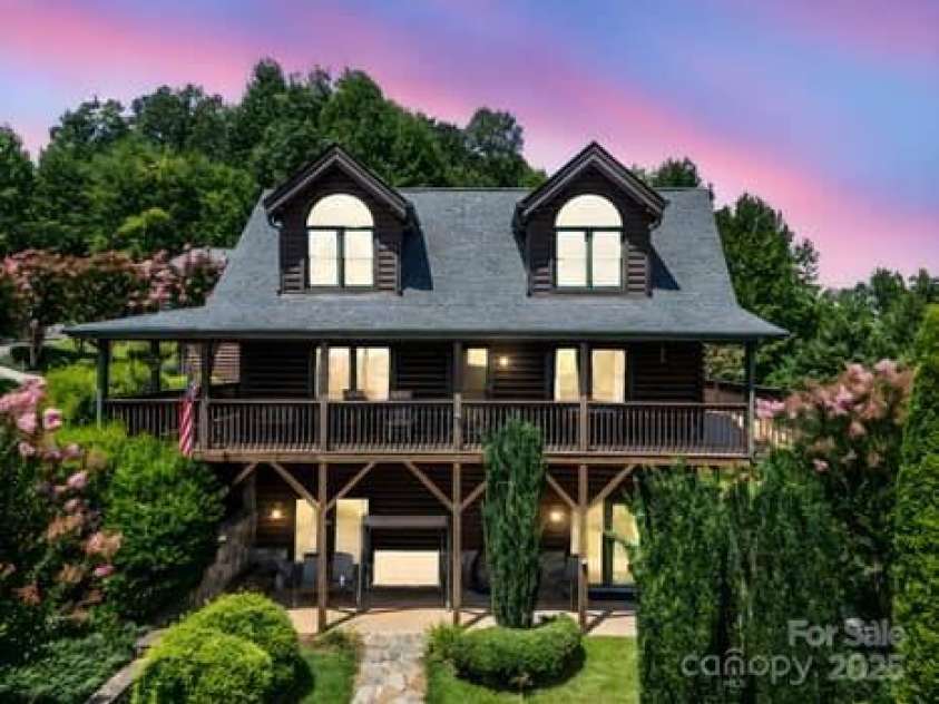 202 Panorama Drive, Nebo, NC 28761.  MLS# CAR4287111, YatesRealty ID 31226. 