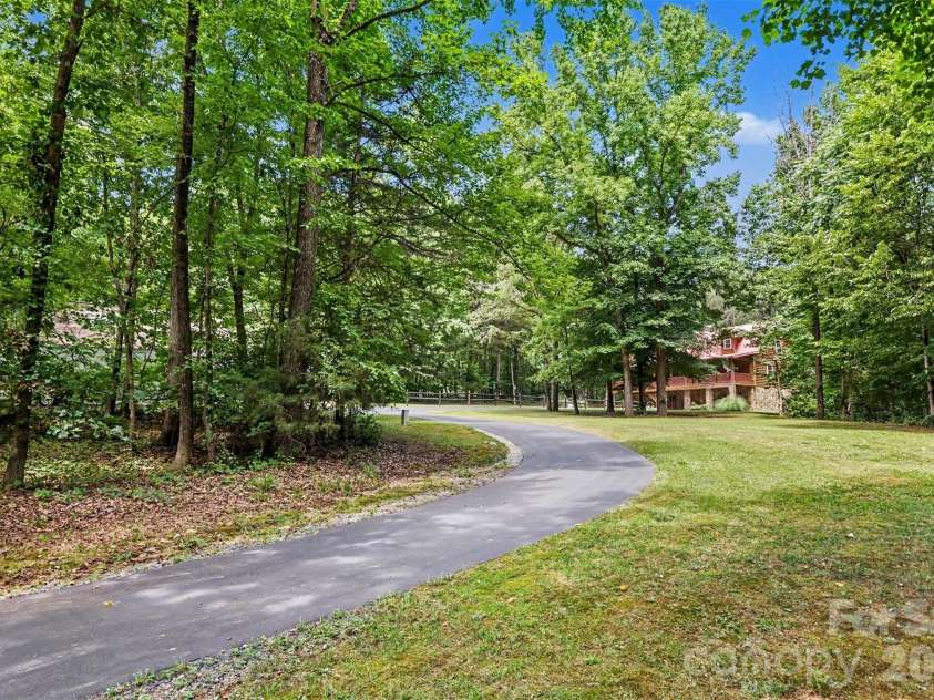 6328 Four Knights Lane, Clover, SC 29710.  MLS# CAR4394902, YatesRealty ID 31226. 
