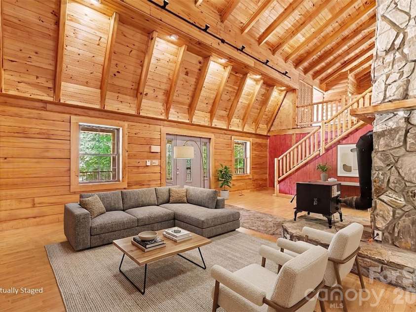 6328 Four Knights Lane, Clover, SC 29710.  MLS# CAR4394902, YatesRealty ID 31226. 