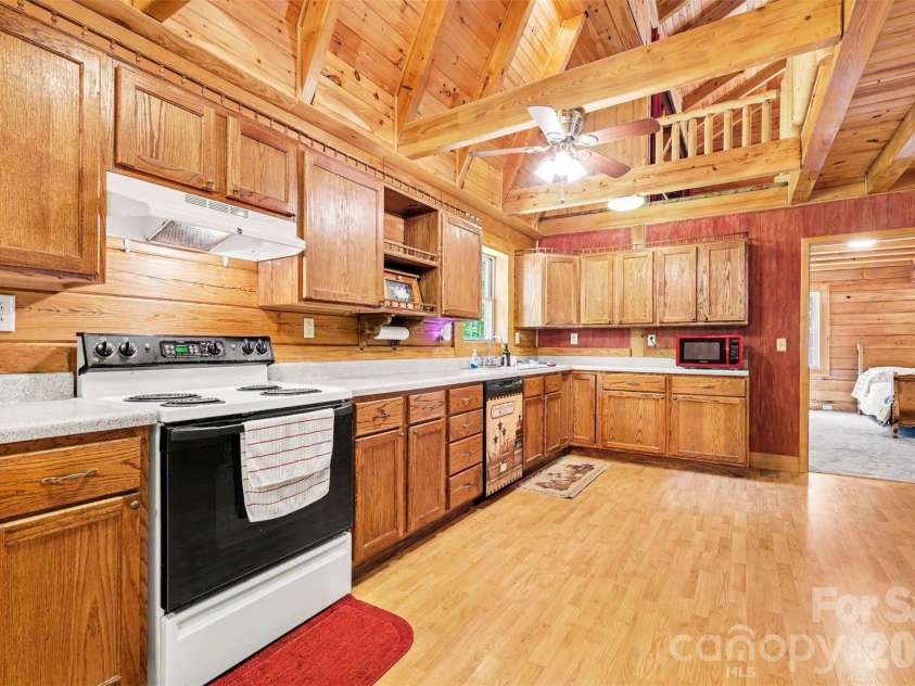 6328 Four Knights Lane, Clover, SC 29710.  MLS# CAR4394902, YatesRealty ID 31226. 