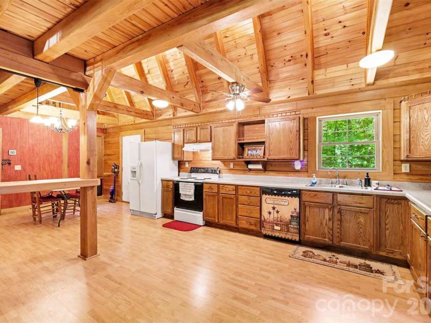 6328 Four Knights Lane, Clover, SC 29710.  MLS# CAR4394902, YatesRealty ID 31226. 