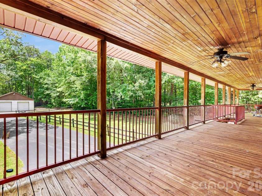 6328 Four Knights Lane, Clover, SC 29710.  MLS# CAR4394902, YatesRealty ID 31226. 