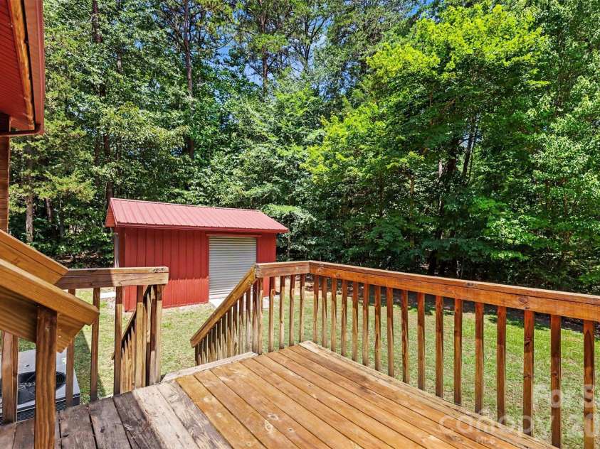 6328 Four Knights Lane, Clover, SC 29710.  MLS# CAR4394902, YatesRealty ID 31226. 