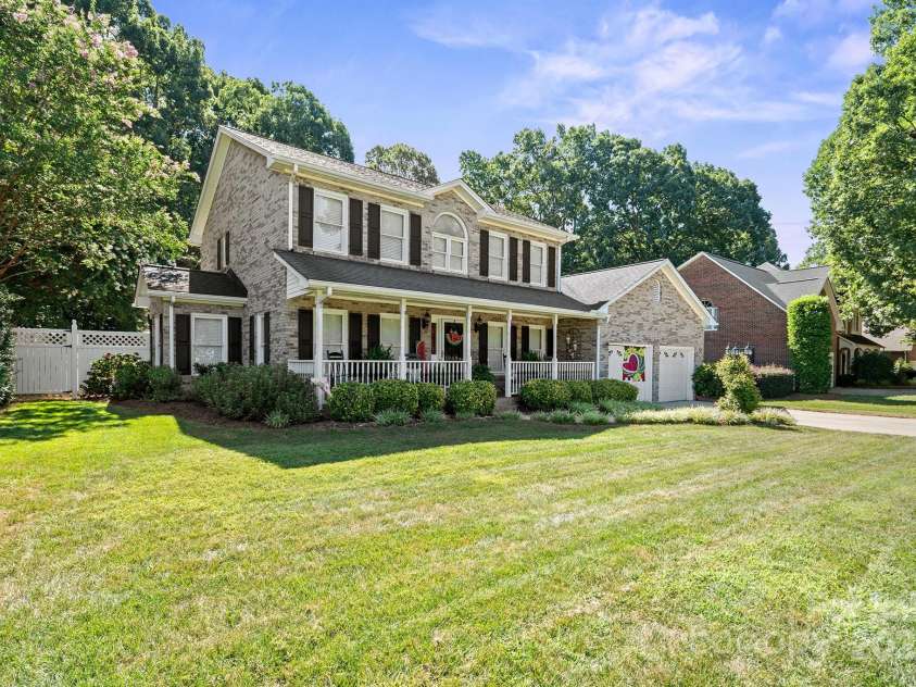 1948 Twin Ponds Drive, Hickory, NC 28602.  MLS# CAR4285877, YatesRealty ID 31228. Angled Front Home View