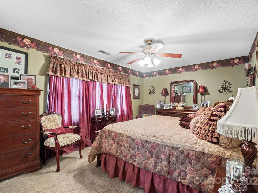 1948 Twin Ponds Drive, Hickory, NC 28602.  MLS# CAR4285877, YatesRealty ID 31228. Primary Bedroom View 2