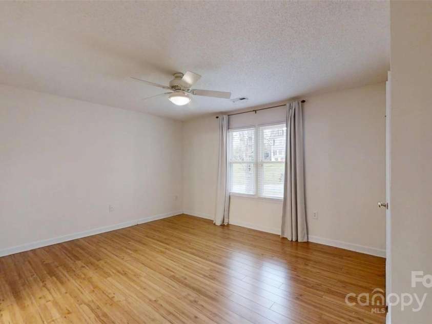 110 Balsam Drive, Lincolnton, NC 28092.  MLS# CAR4232835, YatesRealty ID 3123. 