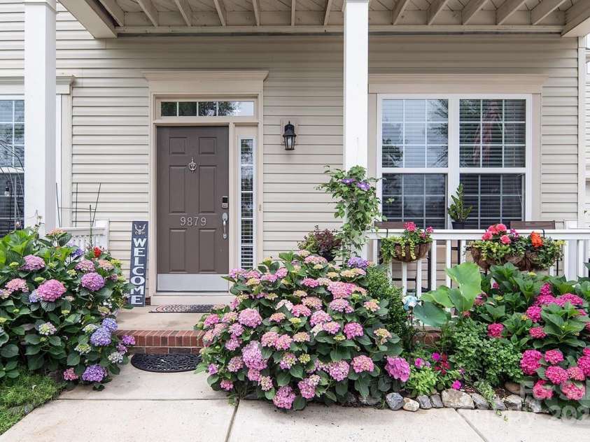 9879 Darby Creek Avenue, Concord, NC 28027.  MLS# CAR4295469, YatesRealty ID 3123. 