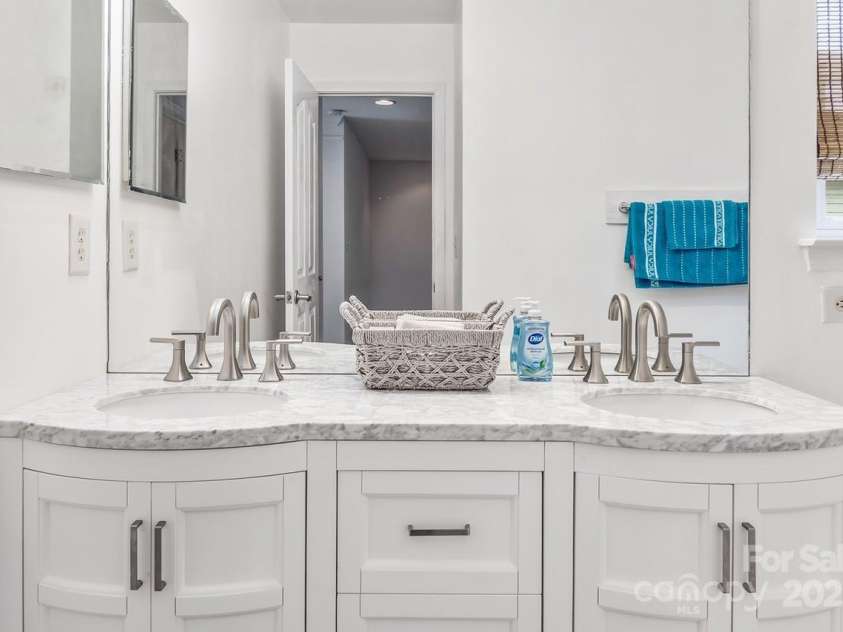 9879 Darby Creek Avenue, Concord, NC 28027.  MLS# CAR4295469, YatesRealty ID 3123. 