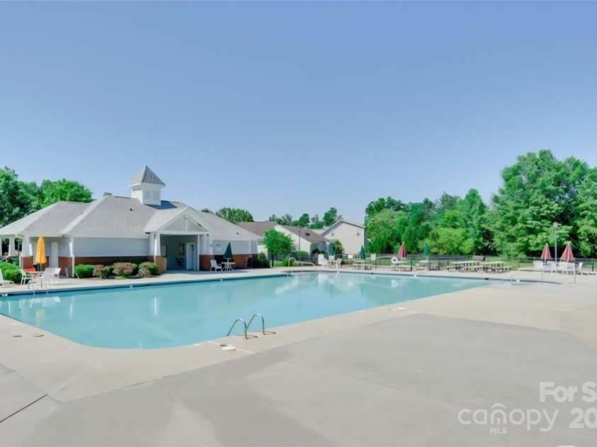 15210 Pangborn Place, Charlotte, NC 28278.  MLS# CAR4282175, YatesRealty ID 31230. 