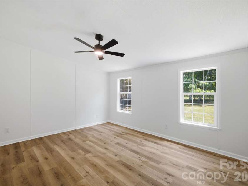 3940 Teaberry Lane, Newton, NC 28658.  MLS# CAR4394947, YatesRealty ID 31230. 