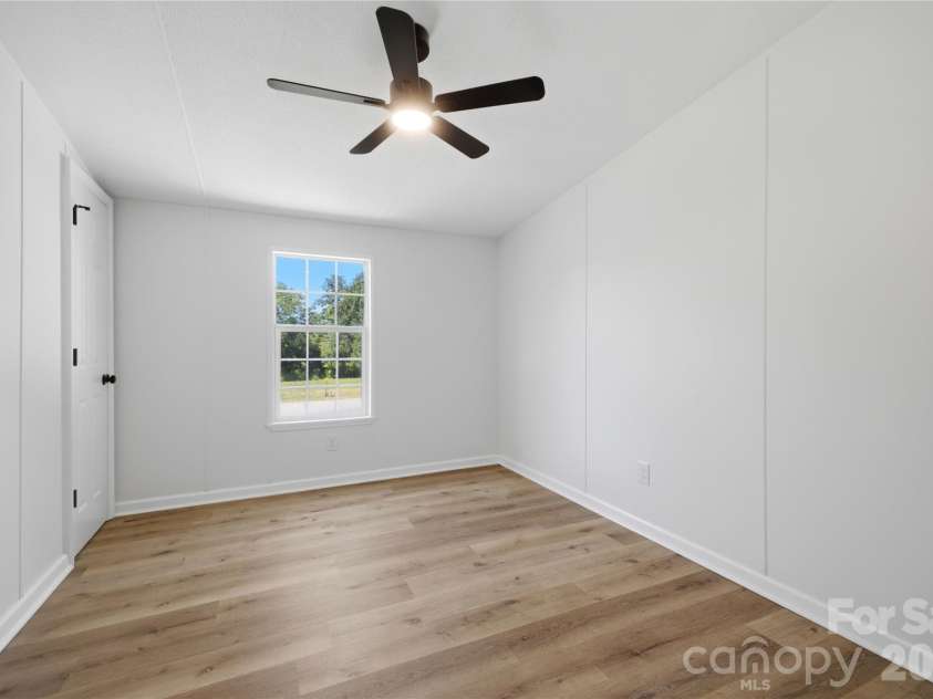 3940 Teaberry Lane, Newton, NC 28658.  MLS# CAR4394947, YatesRealty ID 31230. 