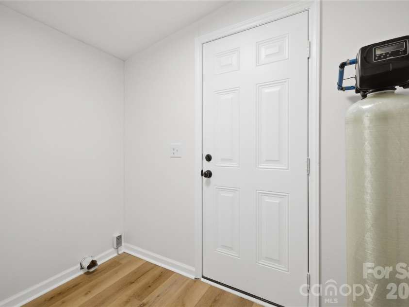 3940 Teaberry Lane, Newton, NC 28658.  MLS# CAR4394947, YatesRealty ID 31230. 