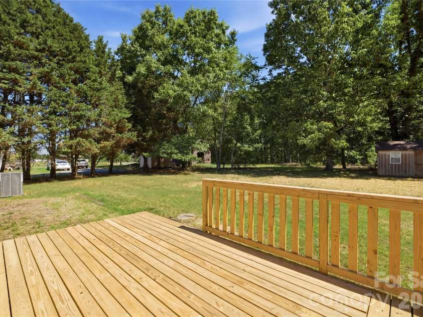 3940 Teaberry Lane, Newton, NC 28658.  MLS# CAR4394947, YatesRealty ID 31230. 