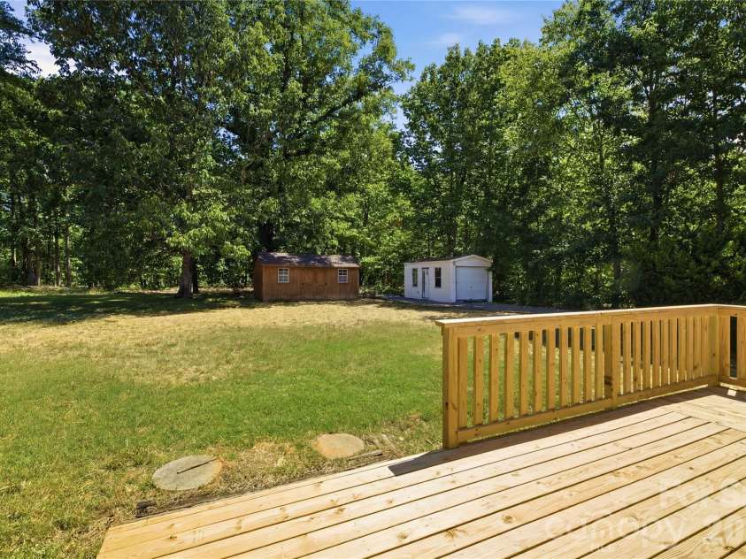 3940 Teaberry Lane, Newton, NC 28658.  MLS# CAR4394947, YatesRealty ID 31230. 