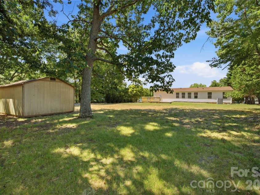 3940 Teaberry Lane, Newton, NC 28658.  MLS# CAR4394947, YatesRealty ID 31230. 
