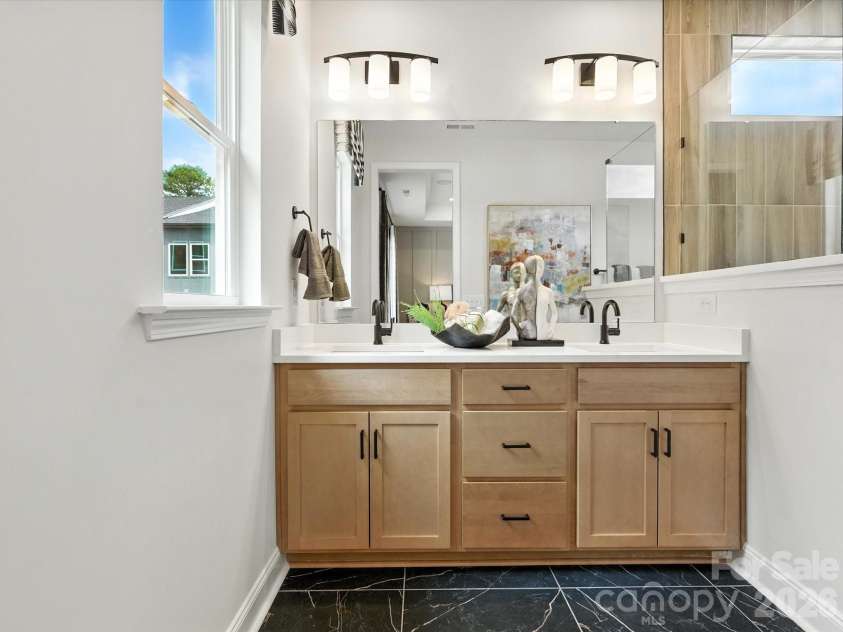 7937 Cedarsmith Court, Charlotte, NC 28217.  MLS# CAR4395047, YatesRealty ID 31235. Cabinets with drawers