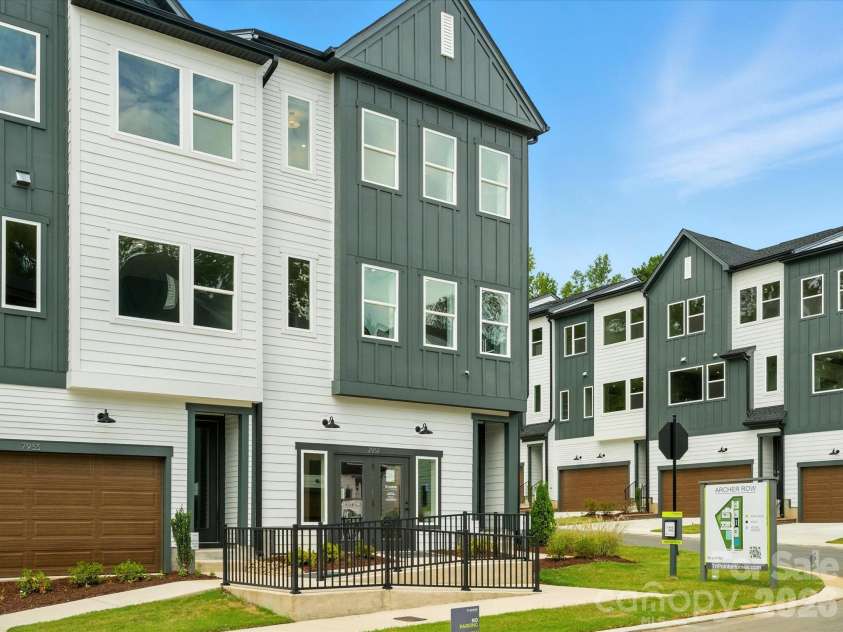 7937 Cedarsmith Court, Charlotte, NC 28217.  MLS# CAR4395047, YatesRealty ID 31235. Low maintenance living