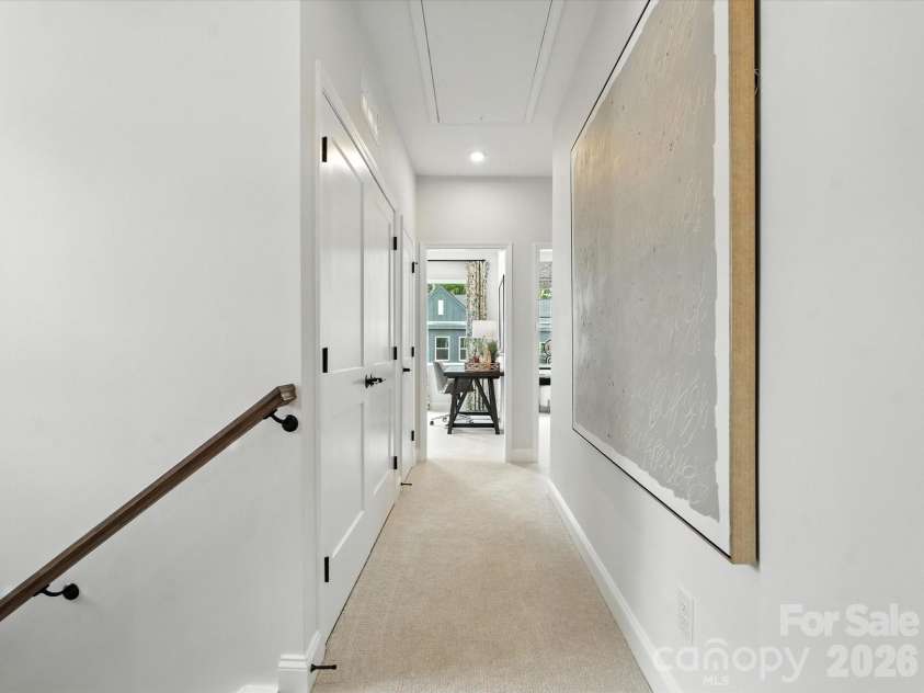 7937 Cedarsmith Court, Charlotte, NC 28217.  MLS# CAR4395047, YatesRealty ID 31235. Third floor landing