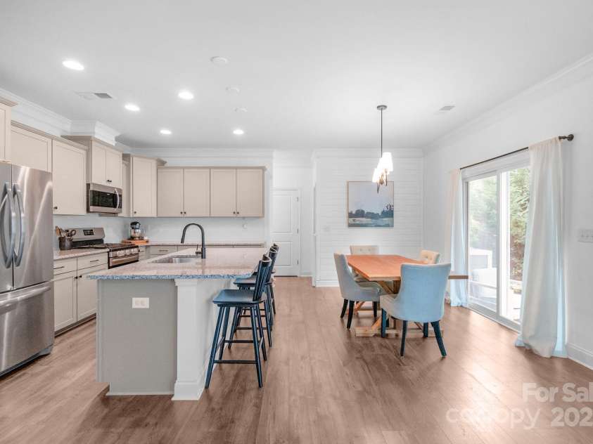 1016 Burton Point Court, Waxhaw, NC 28173.  MLS# CAR4281237, YatesRealty ID 31237. 