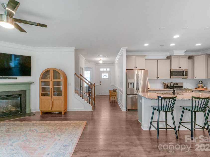 1016 Burton Point Court, Waxhaw, NC 28173.  MLS# CAR4281237, YatesRealty ID 31237. Open concept