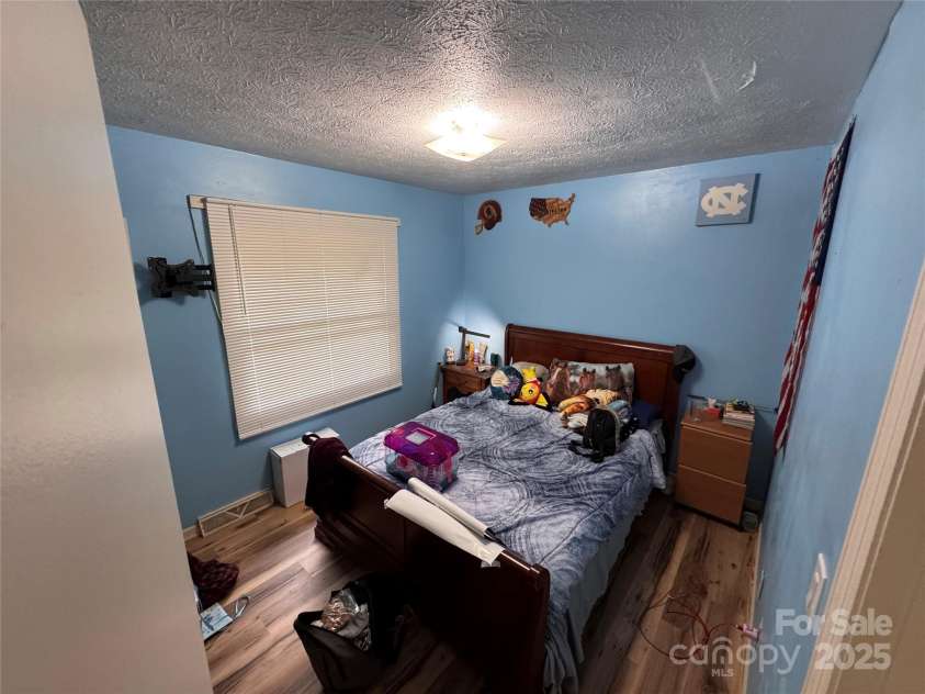 15 Golden Oaks Lane, Fletcher, NC 28732.  MLS# CAR4284420, YatesRealty ID 31238. 