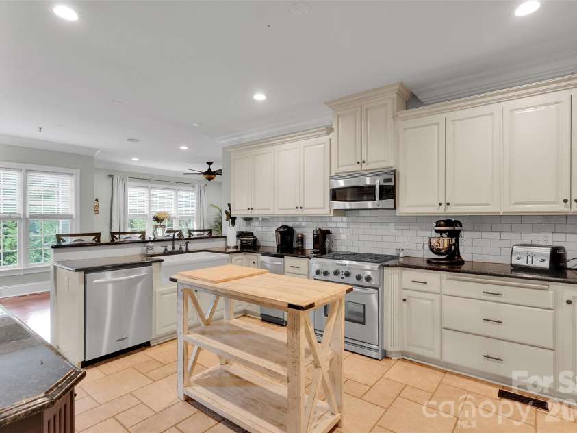 4552 Sawgrass Court, Denver, NC 28037.  MLS# CAR4394088, YatesRealty ID 31238. 