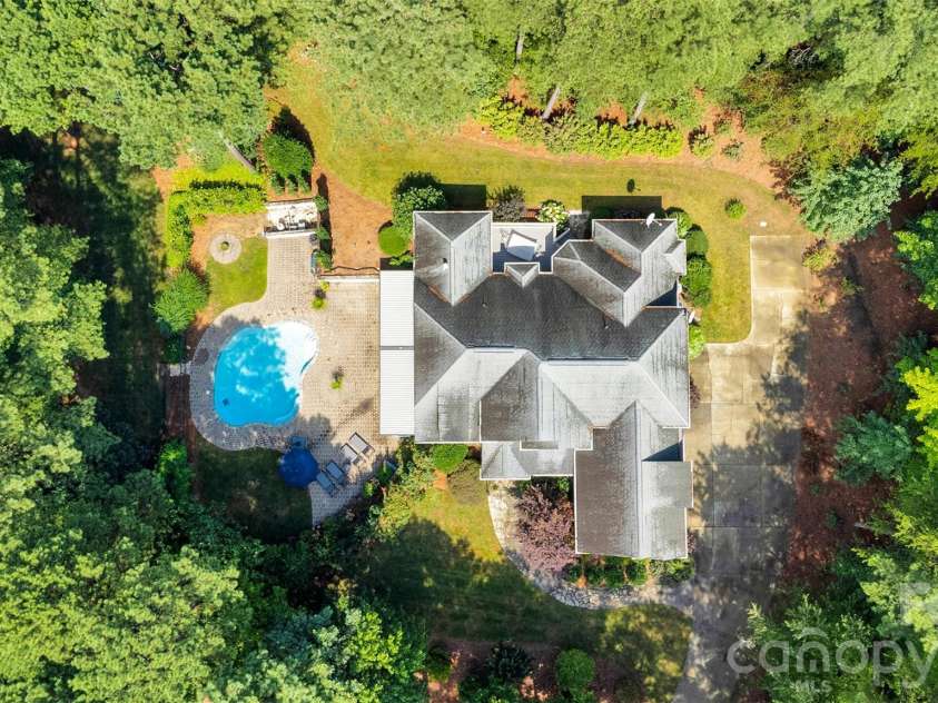 4552 Sawgrass Court, Denver, NC 28037.  MLS# CAR4394088, YatesRealty ID 31238. 