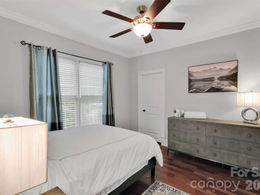 4552 Sawgrass Court, Denver, NC 28037.  MLS# CAR4394088, YatesRealty ID 31238. Main floor secondary