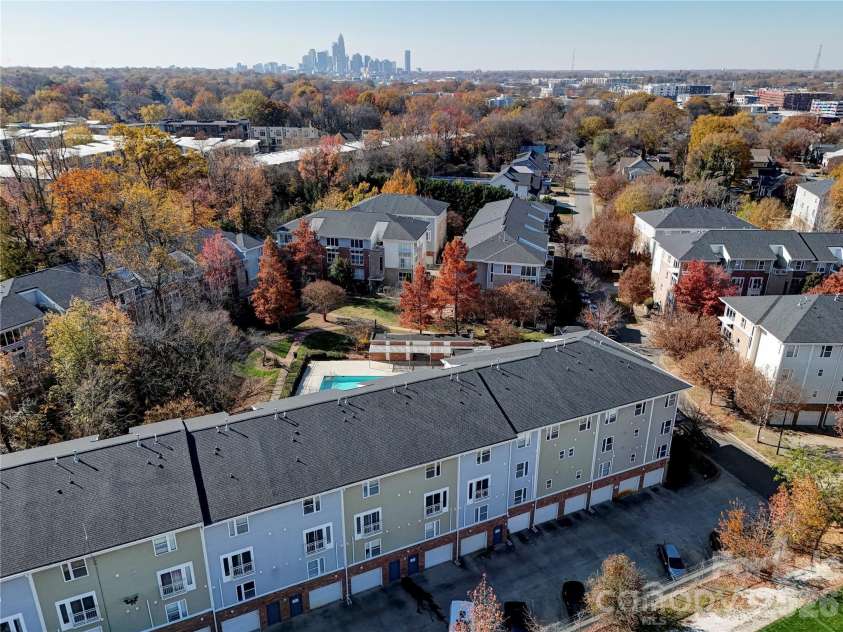 3959 Picasso Court, Charlotte, NC 28205.  MLS# CAR4301554, YatesRealty ID 3124. 