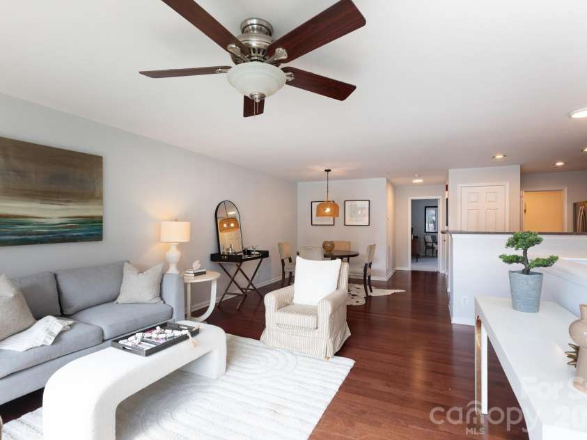 3959 Picasso Court, Charlotte, NC 28205.  MLS# CAR4301554, YatesRealty ID 3124. 