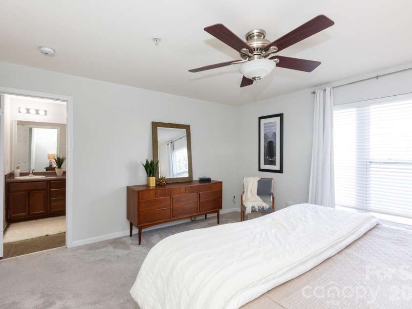 3959 Picasso Court, Charlotte, NC 28205.  MLS# CAR4301554, YatesRealty ID 3124. 