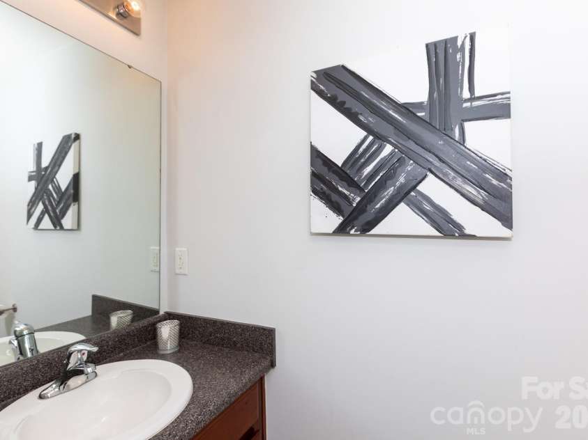 3959 Picasso Court, Charlotte, NC 28205.  MLS# CAR4301554, YatesRealty ID 3124. 