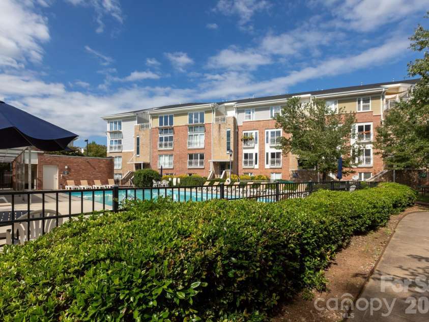 3959 Picasso Court, Charlotte, NC 28205.  MLS# CAR4301554, YatesRealty ID 3124. 