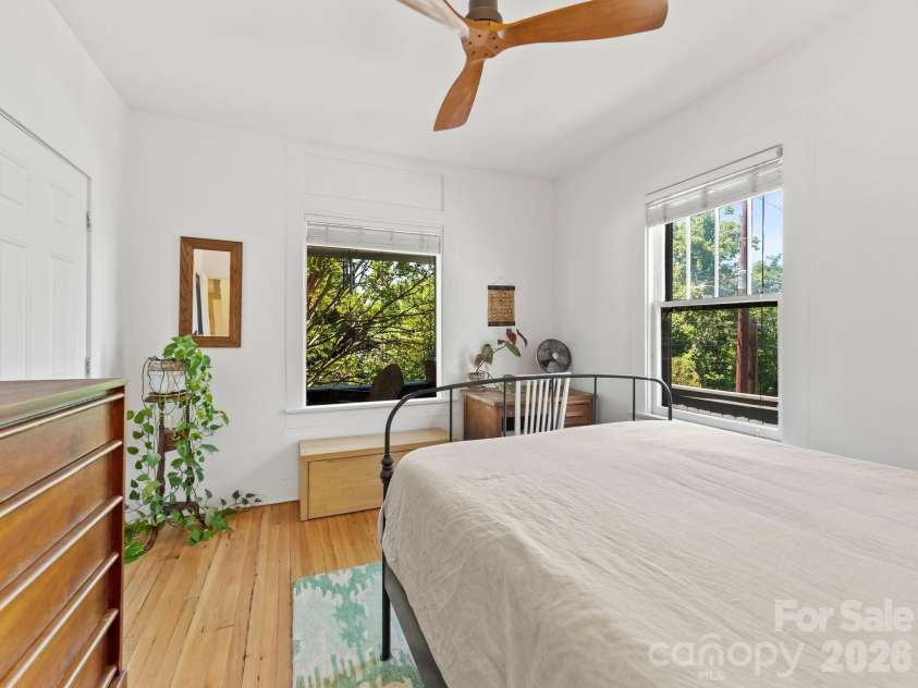 102 Courtland Avenue, Asheville, NC 28801.  MLS# CAR4390335, YatesRealty ID 31240. Front Bedroom