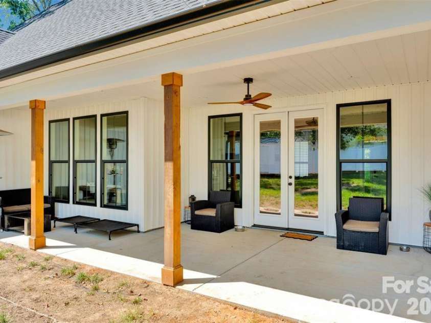 2754 Emperor Street, Claremont, NC 28610.  MLS# CAR4394924, YatesRealty ID 31242. 