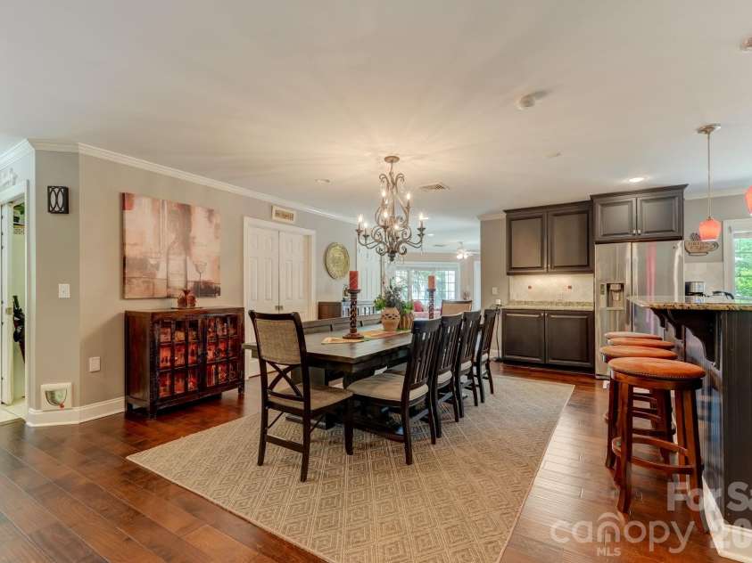8106 Breezy Hill Drive, Browns Summit, NC 27214.  MLS# CAR4395064, YatesRealty ID 31244. 