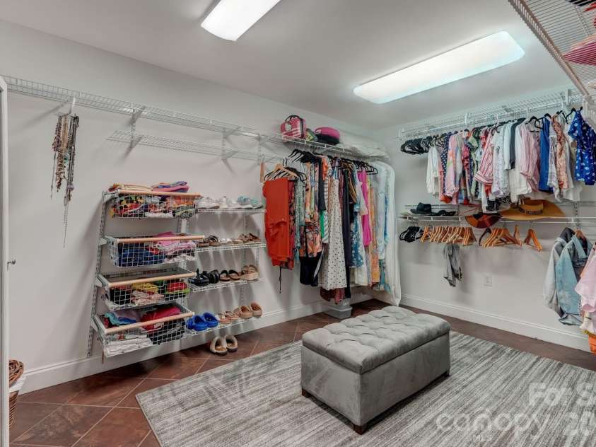 8106 Breezy Hill Drive, Browns Summit, NC 27214.  MLS# CAR4395064, YatesRealty ID 31244. 