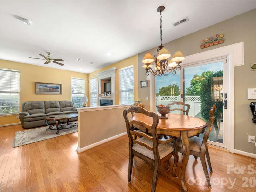 7641 Bluff Point Lane, Denver, NC 28037.  MLS# CAR4395074, YatesRealty ID 31245. 