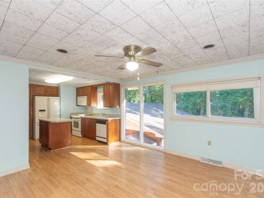 3303 Pikeview Road, Fort Mill, SC 29715.  MLS# CAR4388253, YatesRealty ID 31246. 