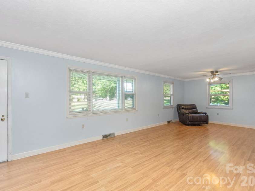 3303 Pikeview Road, Fort Mill, SC 29715.  MLS# CAR4388253, YatesRealty ID 31246. 