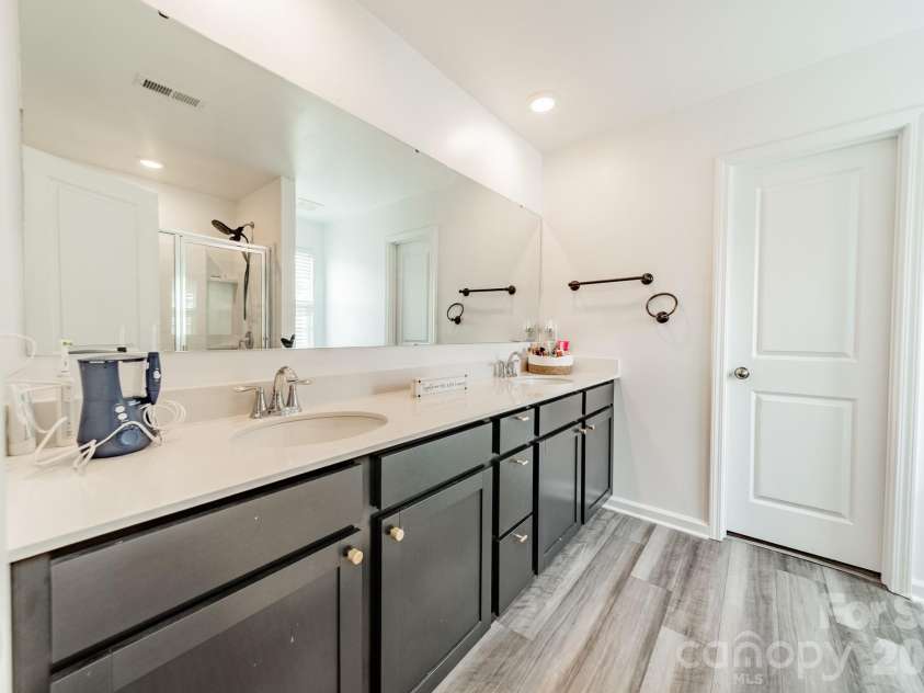2612 New Summer Court, Monroe, NC 28110.  MLS# CAR4394831, YatesRealty ID 31248. 