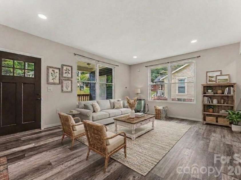 905 6th Avenue B None, Gastonia, NC 28052.  MLS# CAR4393716, YatesRealty ID 31249. Virtually staged