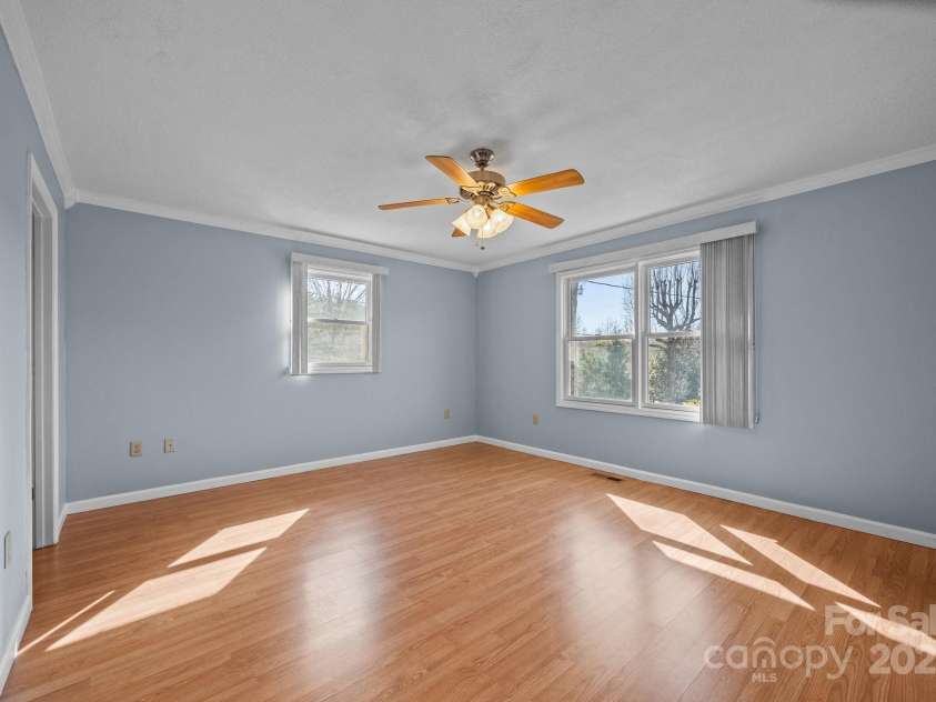 100 Young Drive, Candler, NC 28715.  MLS# CAR4230745, YatesRealty ID 3125. 