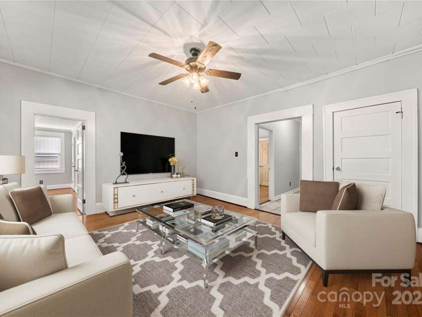 215 D Street, Newton, NC 28658.  MLS# CAR4305163, YatesRealty ID 3125. 