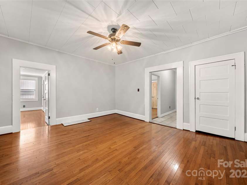 215 D Street, Newton, NC 28658.  MLS# CAR4305163, YatesRealty ID 3125. 