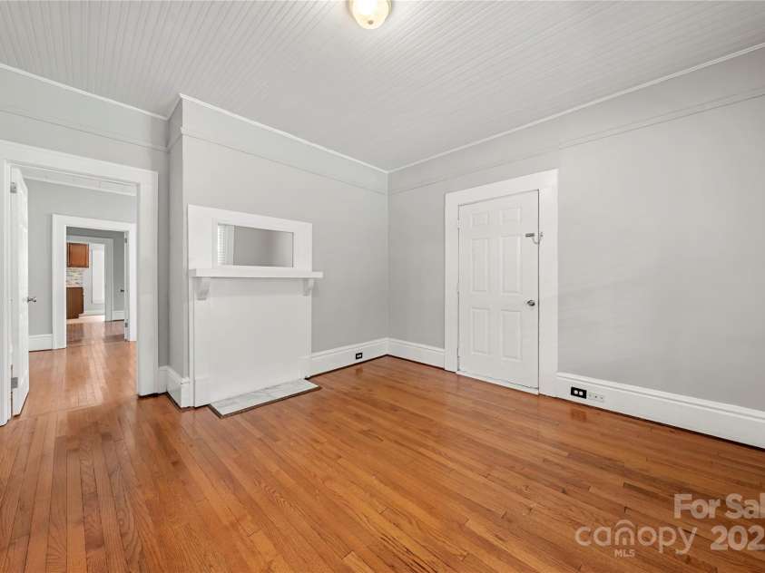 215 D Street, Newton, NC 28658.  MLS# CAR4305163, YatesRealty ID 3125. 