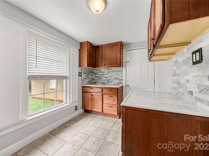 215 D Street, Newton, NC 28658.  MLS# CAR4305163, YatesRealty ID 3125. 