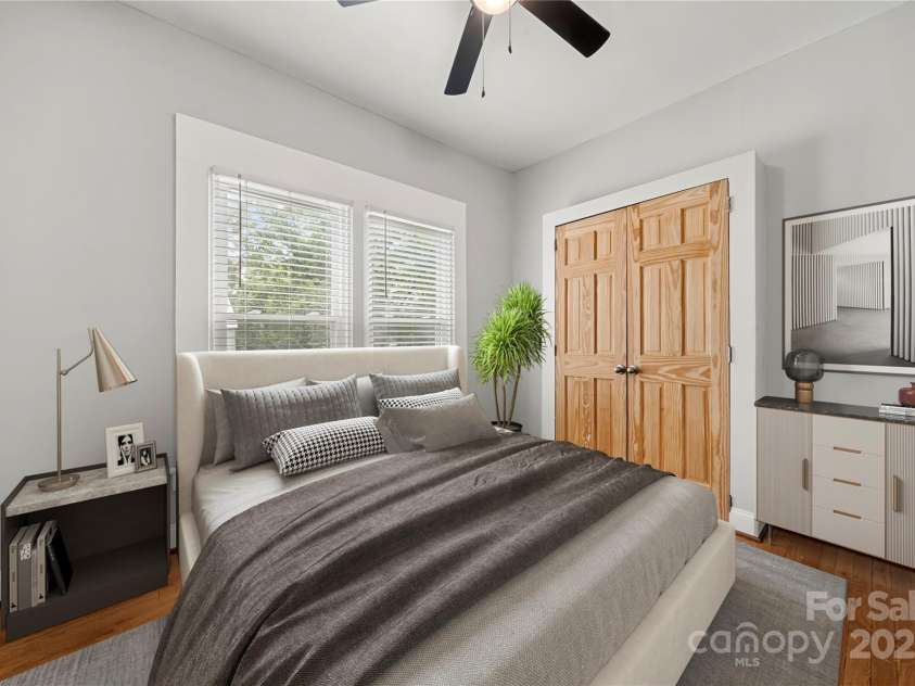 215 D Street, Newton, NC 28658.  MLS# CAR4305163, YatesRealty ID 3125. 